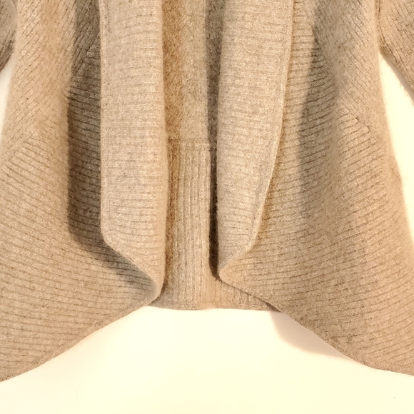 Dunedin Scotland Cashmere Open Front Sweater - Picture 4 of 11